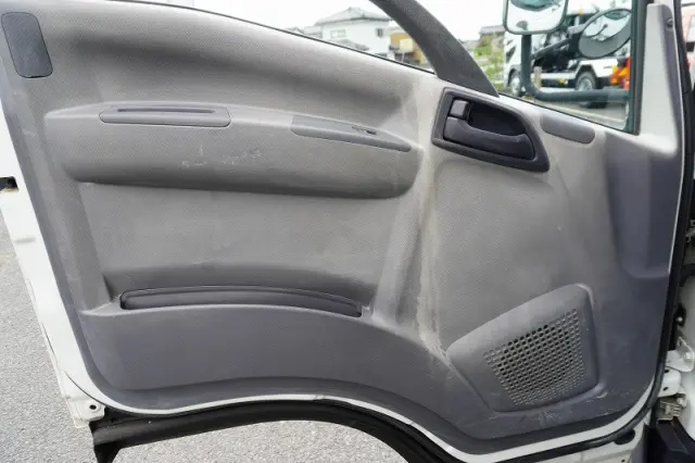 いすゞ エルフ TKG-NPR85YN(2WD)の写真40