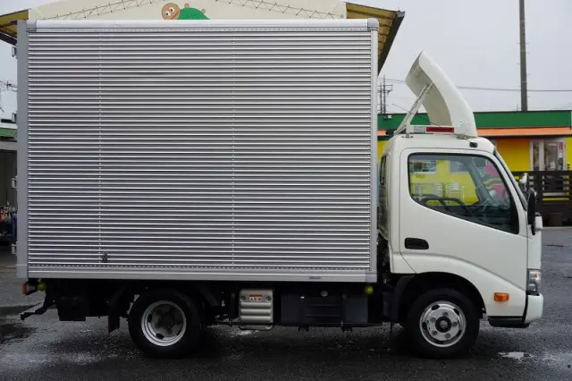 トヨタ ダイナ 2RG-XZC605(2WD)の写真5