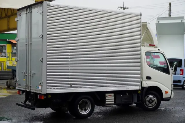 トヨタ ダイナ 2RG-XZC605(2WD)の写真8