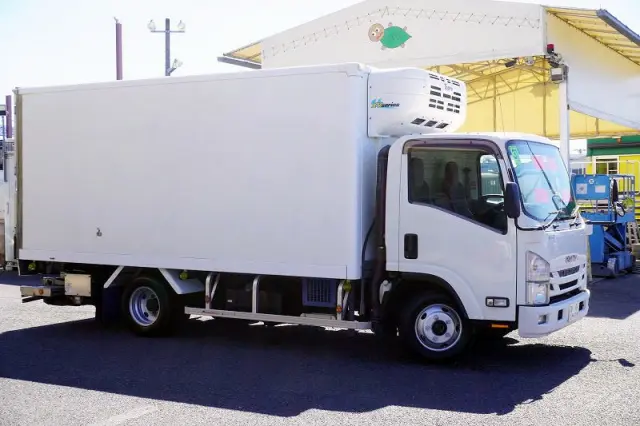 いすゞ エルフ TRG-NPR85AN(2WD)の写真6