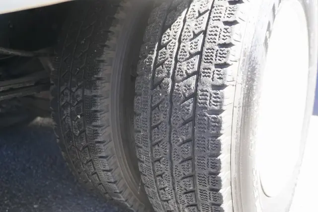 いすゞ エルフ TRG-NPR85AN(2WD)の写真11