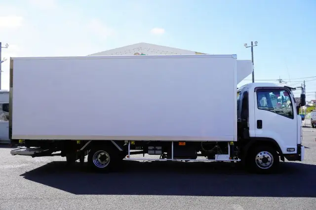 いすゞ フォワード 2PG-FRR90S1(2WD)の写真5