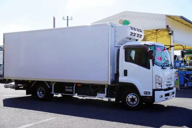 いすゞ フォワード 2PG-FRR90S1(2WD)の写真6