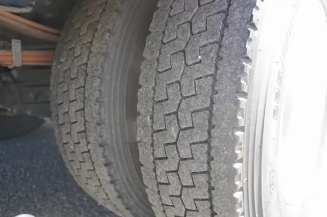いすゞ フォワード 2PG-FRR90S1(2WD)の写真11