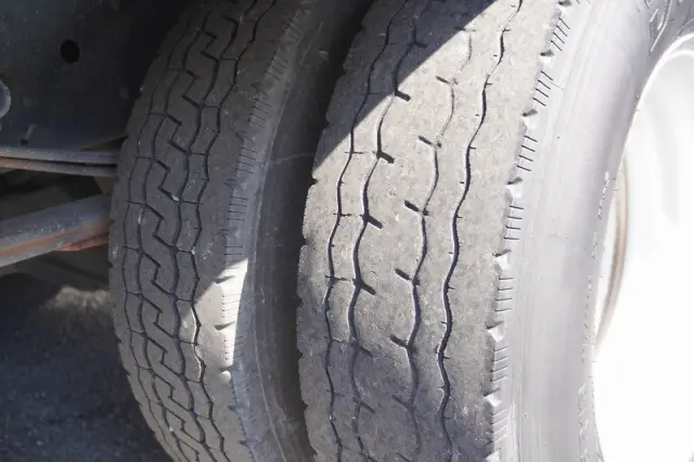 いすゞ エルフ 2RG-NPR88AN(2WD)の写真11