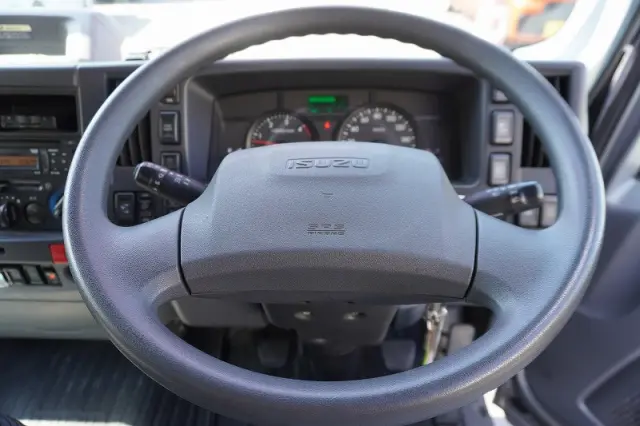 いすゞ エルフ 2RG-NPR88AN(2WD)の写真33