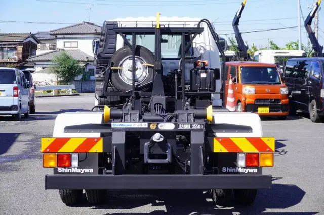 三菱 ファイター 2KG-FK72F(2WD)の写真4