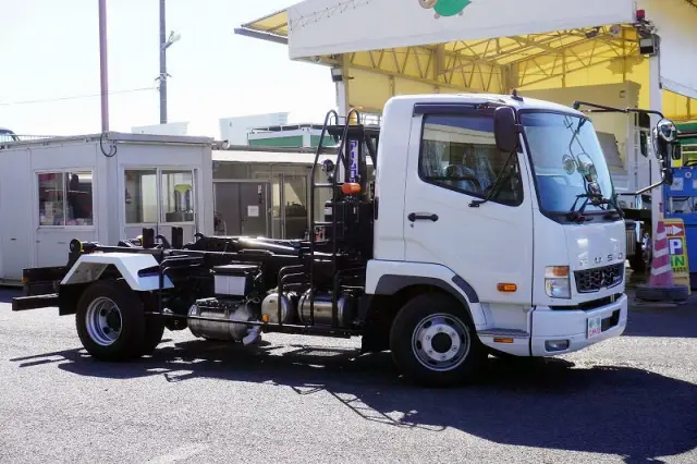 三菱 ファイター 2KG-FK72F(2WD)の写真6
