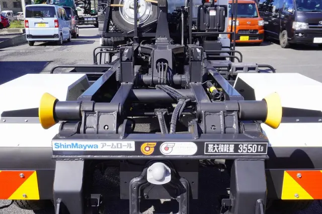 三菱 ファイター 2KG-FK72F(2WD)の写真19