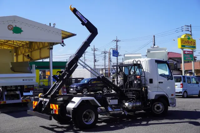 三菱 ファイター 2KG-FK72F(2WD)の写真21
