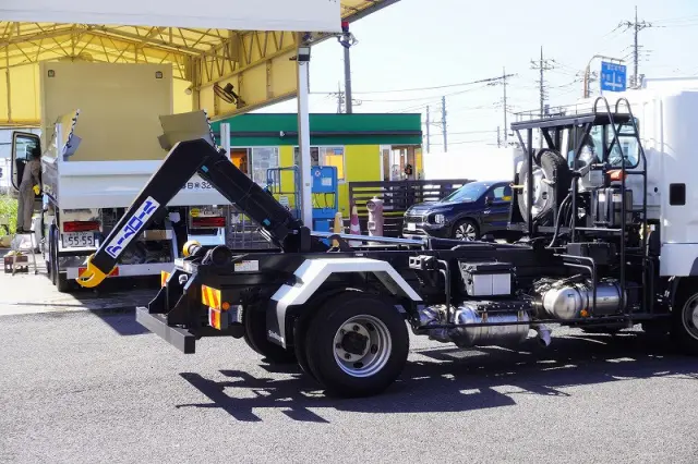 三菱 ファイター 2KG-FK72F(2WD)の写真23