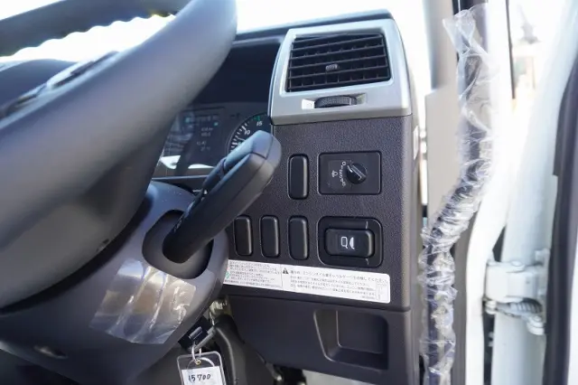 三菱 ファイター 2KG-FK72F(2WD)の写真28