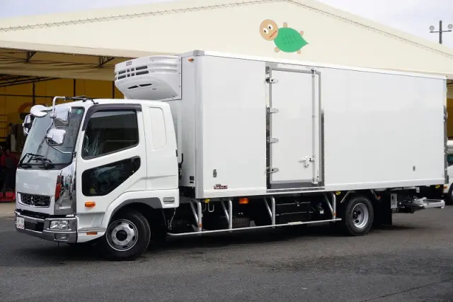 三菱 ファイター 2KG-FK65F(2WD)の写真1