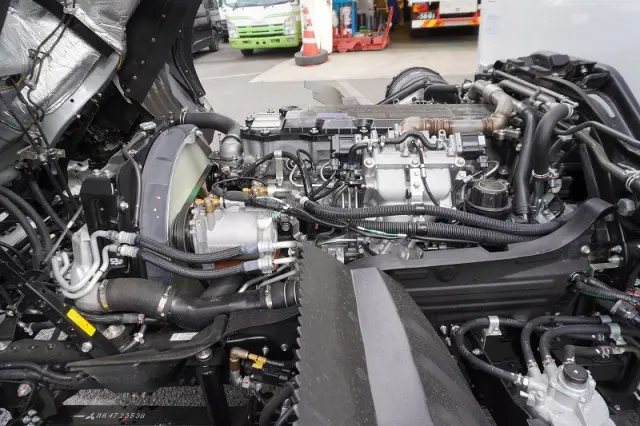 三菱 ファイター 2KG-FK65F(2WD)の写真15