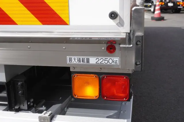 三菱 ファイター 2KG-FK65F(2WD)の写真35