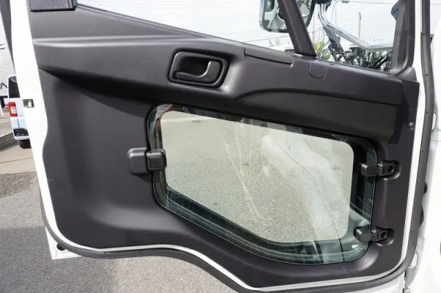 三菱 ファイター 2KG-FK65F(2WD)の写真49