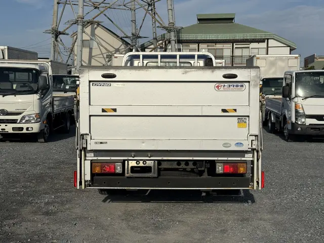 トヨタ ダイナ TKG-XZC710(2WD)の写真26