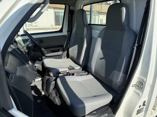 トヨタ ライトエーストラック DBF-S412U(4WD)の写真17