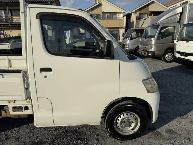 トヨタ ライトエーストラック DBF-S412U(4WD)の写真33