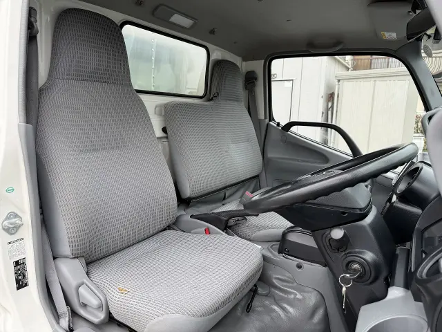 トヨタ ダイナ TPG-XZU605(2WD)の写真15