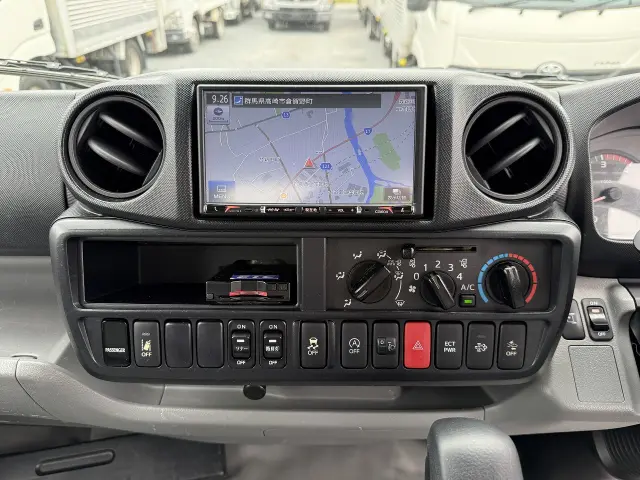 トヨタ ダイナ TPG-XZU605(2WD)の写真17