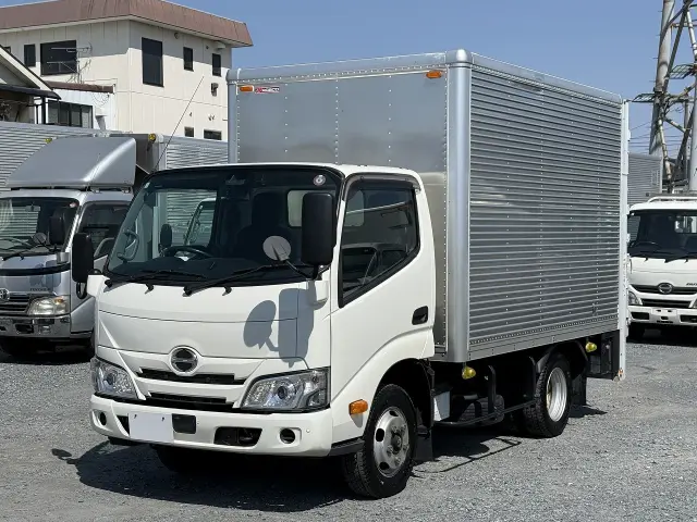 日野 デュトロ 2RG-XZC605M(2WD)の写真1