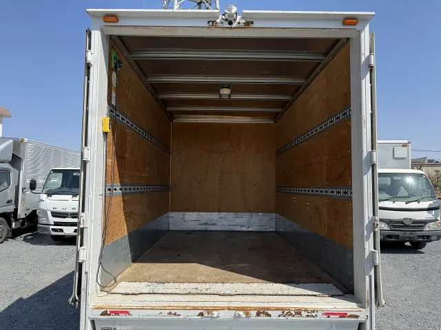 日野 デュトロ 2RG-XZC605M(2WD)の写真10