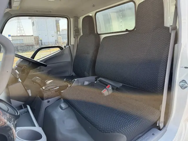 日野 デュトロ 2RG-XZC605M(2WD)の写真45