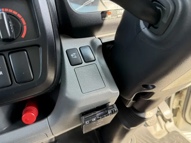 日野 デュトロ 2RG-XZC605M(2WD)の写真45