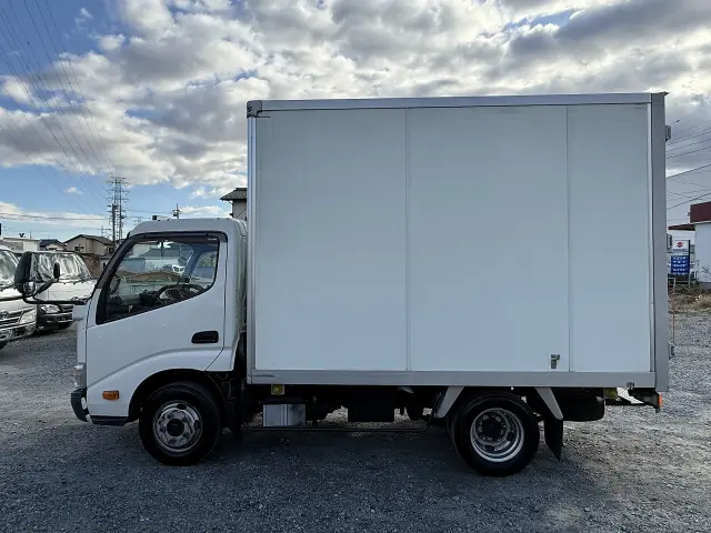 トヨタ ダイナ TKG-XZC605(2WD)の写真4