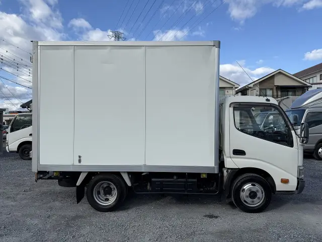 トヨタ ダイナ TKG-XZC605(2WD)の写真5