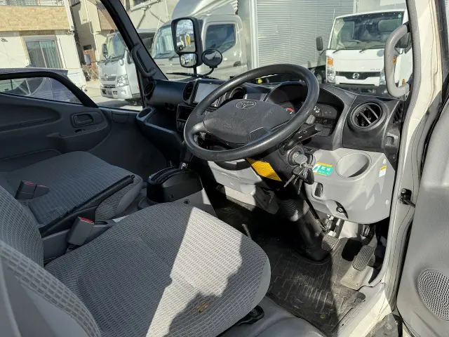 トヨタ ダイナ TKG-XZC605(2WD)の写真39