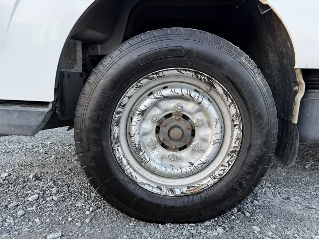 日産 アトラス TKG-SZ5F24(4WD)の写真32