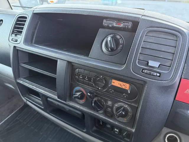 日産 アトラス TKG-SZ5F24(4WD)の写真38