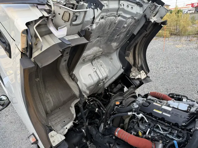 いすゞ エルフ 2RG-NLR88AN(2WD)の写真33