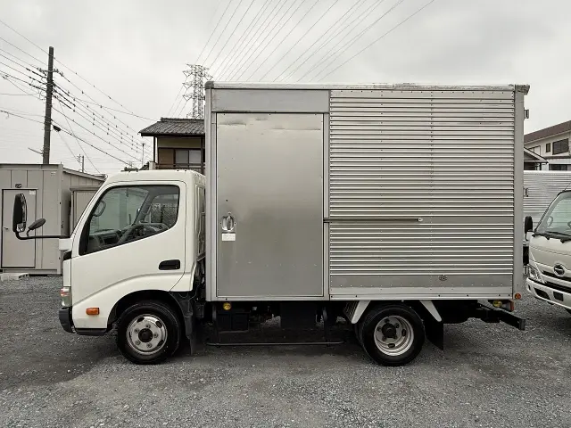 トヨタ トヨエース BDG-XZU308(2WD)の写真3