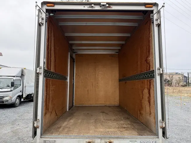 トヨタ トヨエース BDG-XZU308(2WD)の写真12