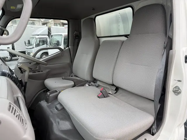 トヨタ トヨエース BDG-XZU308(2WD)の写真18