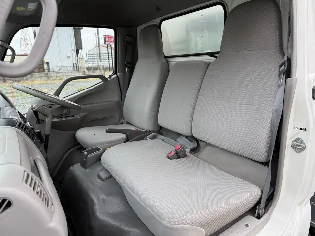 トヨタ トヨエース BDG-XZU308(2WD)の写真43