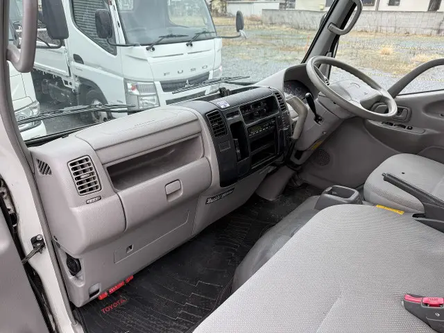 トヨタ トヨエース BDG-XZU308(2WD)の写真44