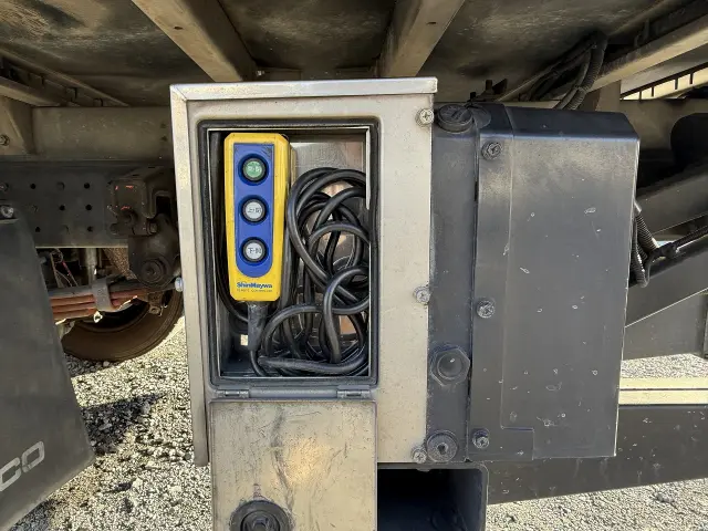 三菱 キャンター TKG-FEB50(2WD)の写真9