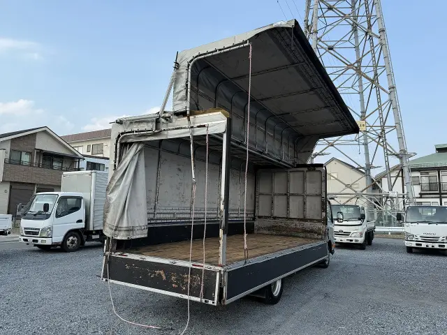 日野 デュトロ TDG-XZU732M(2WD)の写真4