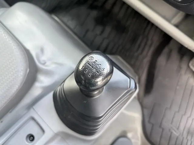 日野 デュトロ TDG-XZU732M(2WD)の写真17