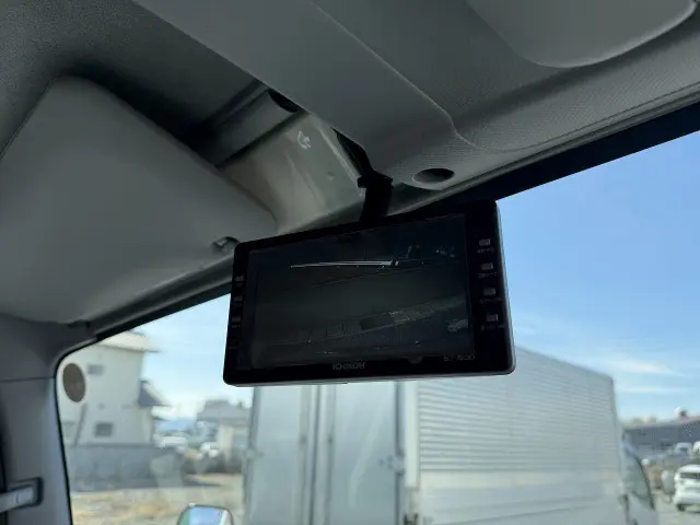 いすゞ エルフ TRG-NLR85N(2WD)の写真17