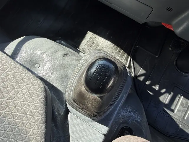 いすゞ エルフ TRG-NLR85N(2WD)の写真19