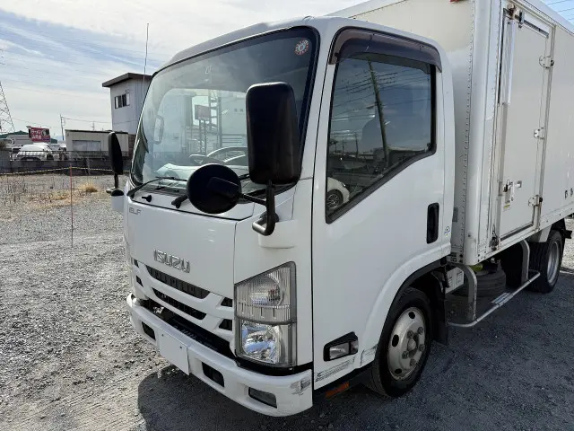 いすゞ エルフ TRG-NLR85N(2WD)の写真22