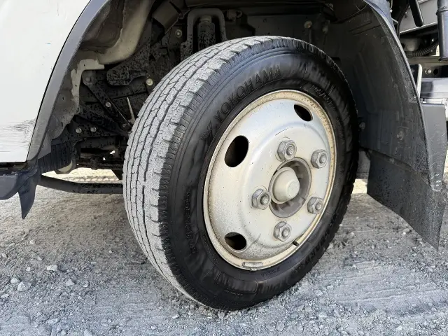 いすゞ エルフ TRG-NLR85N(2WD)の写真34