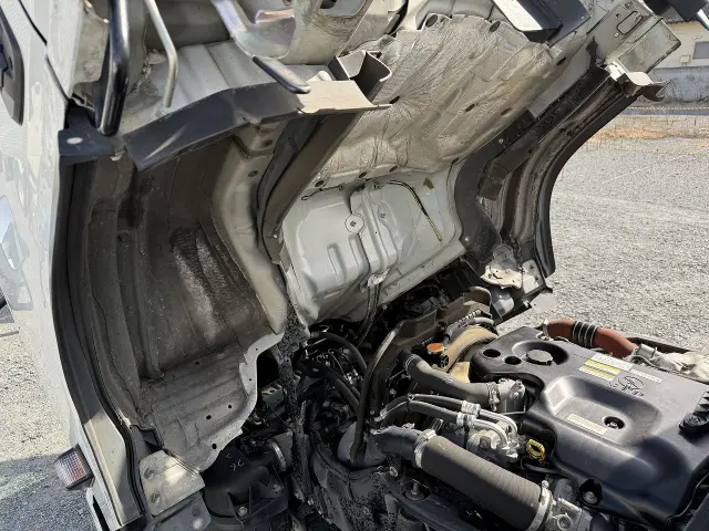 いすゞ エルフ TRG-NLR85N(2WD)の写真34