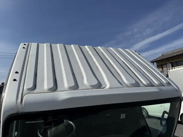 いすゞ エルフ TRG-NLR85N(2WD)の写真35