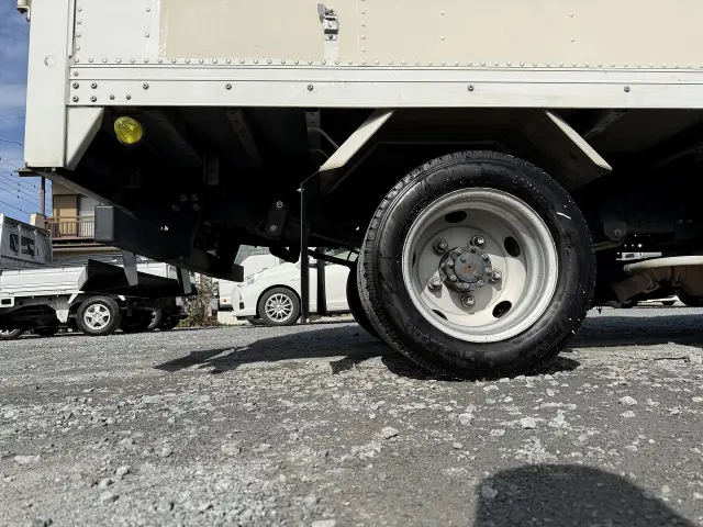 いすゞ エルフ TRG-NLR85N(2WD)の写真40